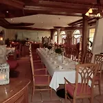 Отель Spanischer Hof