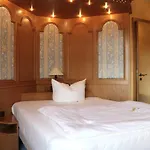 Spanischer Hof Отель