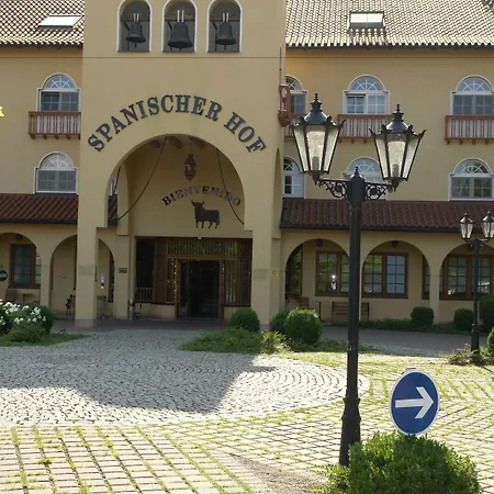 Spanischer Hof Hotel 4*