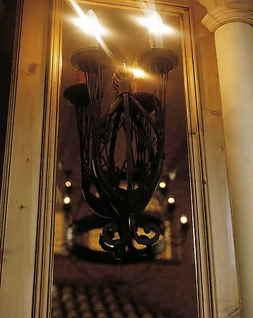 Spanischer Hof Отель 4*