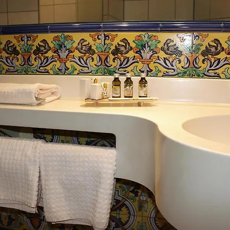 Spanischer Hof 그로디츠