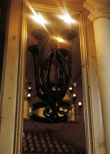 Spanischer Hof فندق 4*